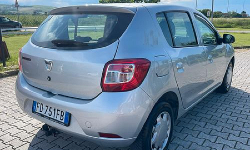 Dacia Sandero In...
