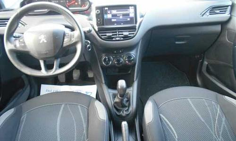 Peugeot 208 82 5P Ac...