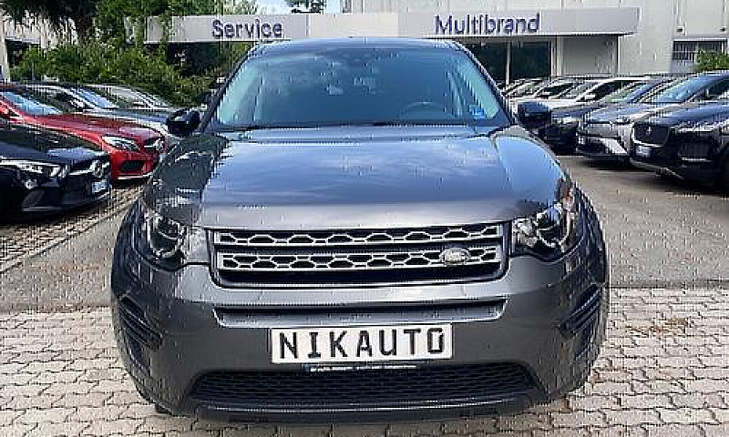 Land Rover Discovery...