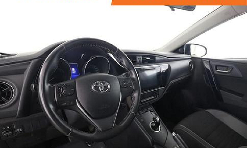Toyota Auris Dr31828...
