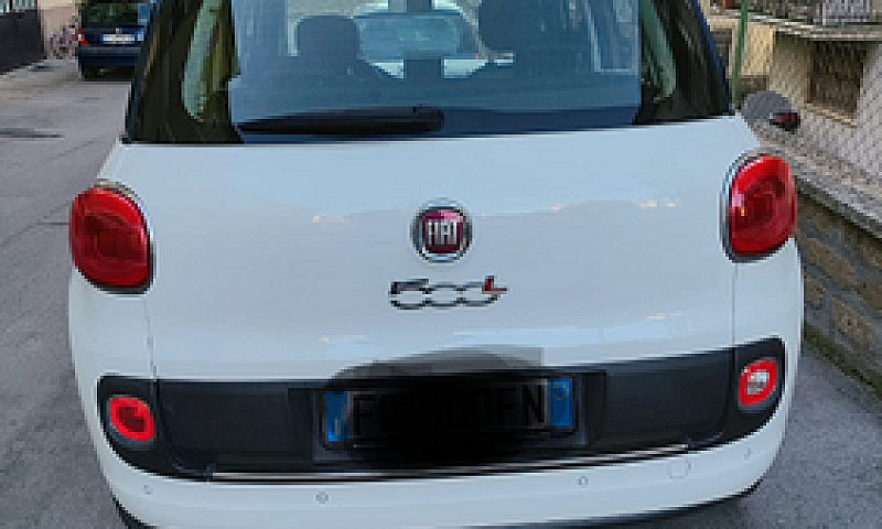 Fiat 500 L...