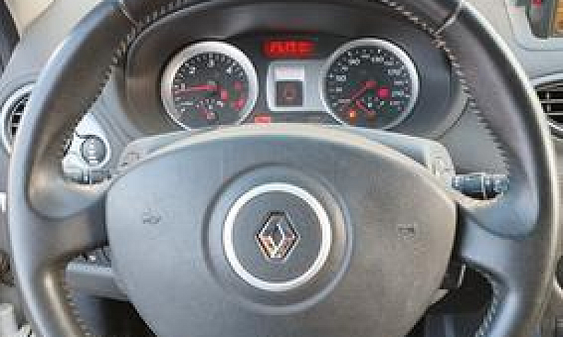 Renault Clio 1.5 Dci...