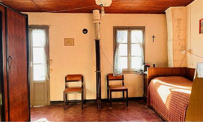 Casa Con Balcone Pan...