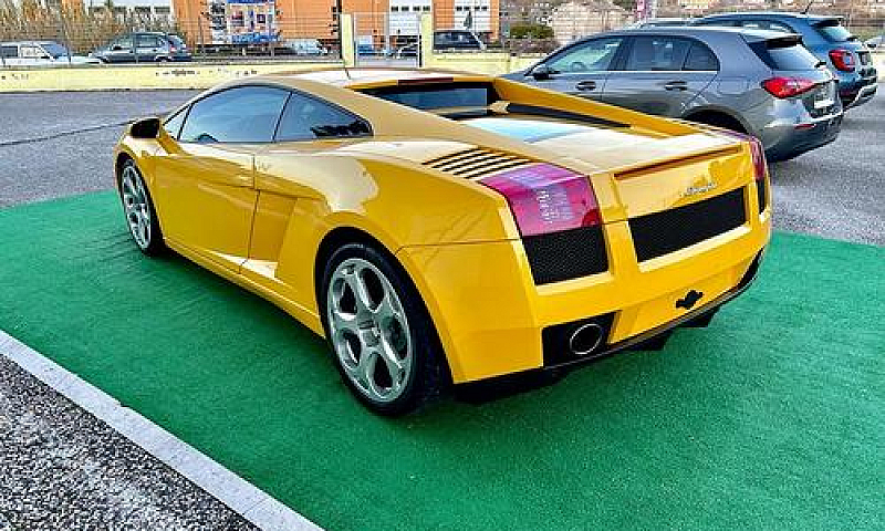Lamborghini Gallardo...