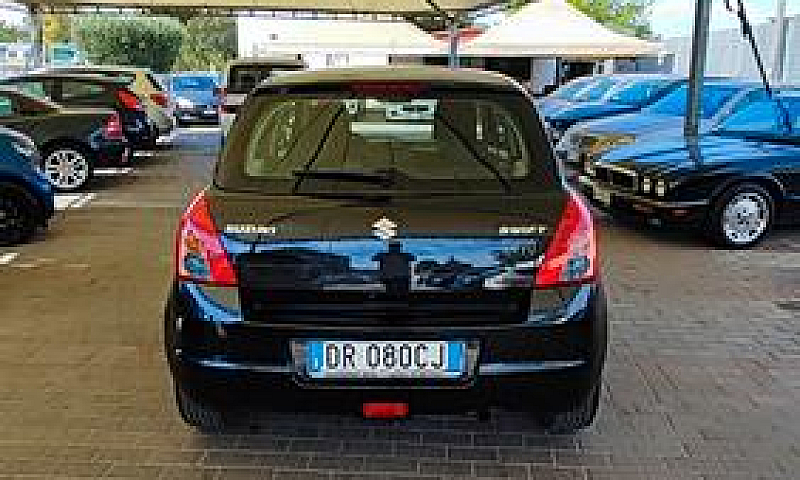 Suzuki Swift 1.3 5P....