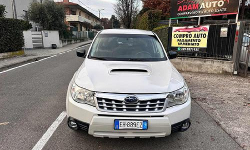 Subaru Forester 2.0X...