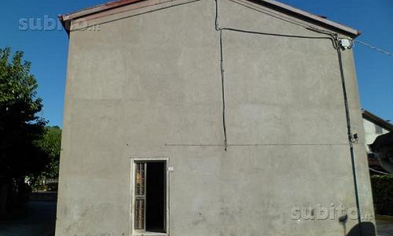 Casa Abbinata Da Ris...