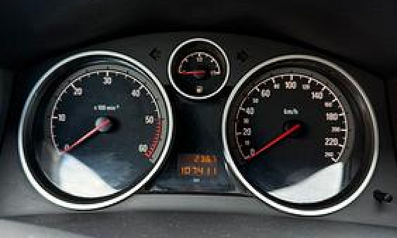 Opel Astra 1.7 110 C...