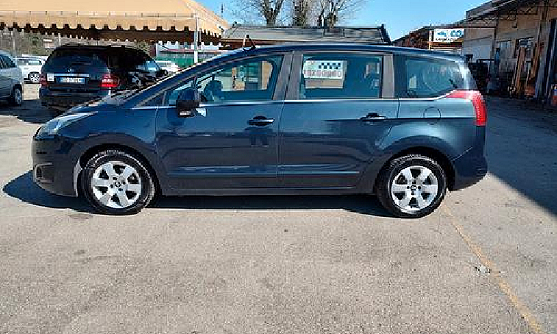 Peugeot 5008 1.6 Hdi...