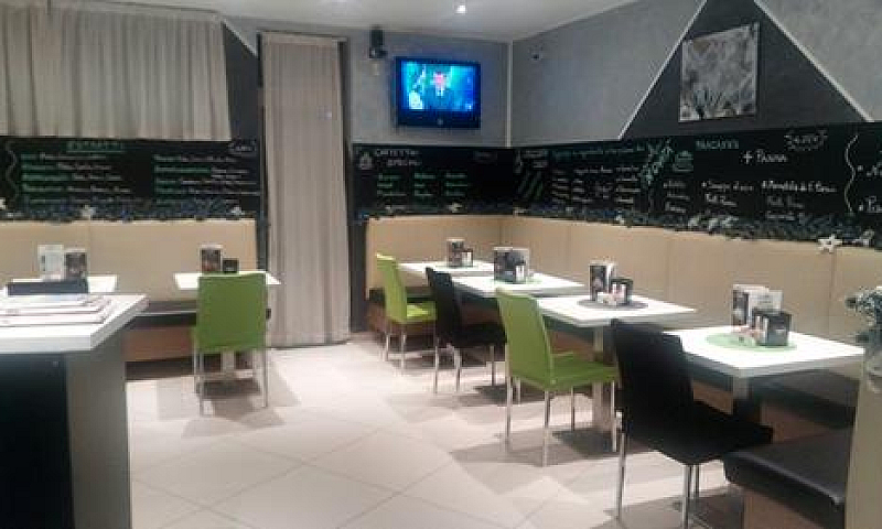Bar In Centro Con Gr...