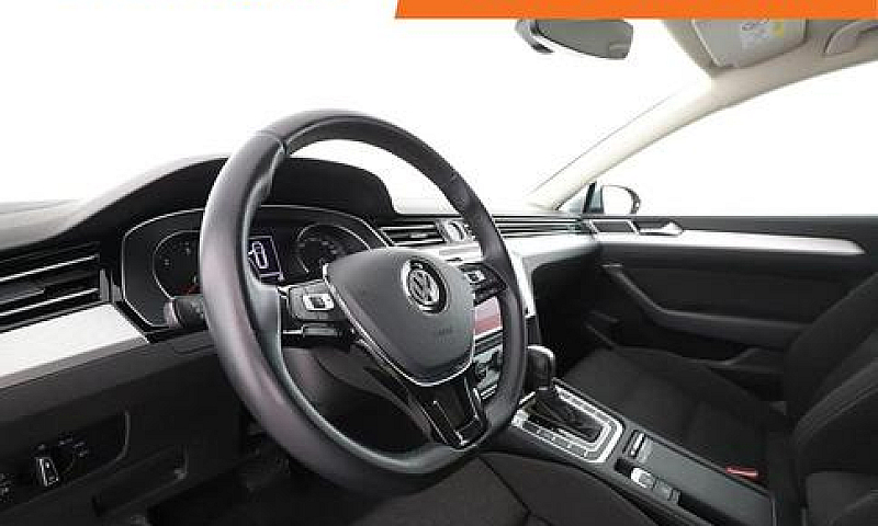 Volkswagen Passat Va...