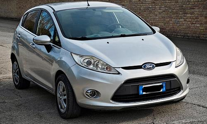 Ford Fiesta 1.4 Benz...