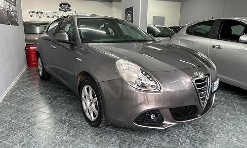 Alfa Romeo Giulietta...
