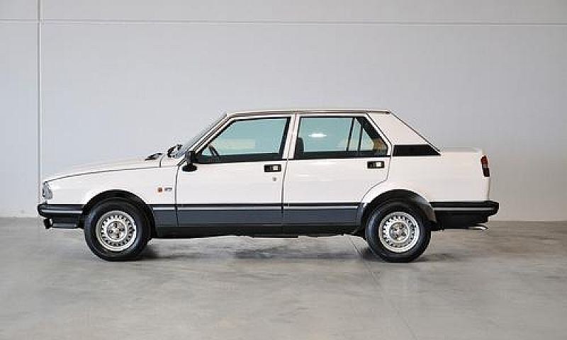 Alfa Romeo Giulietta...