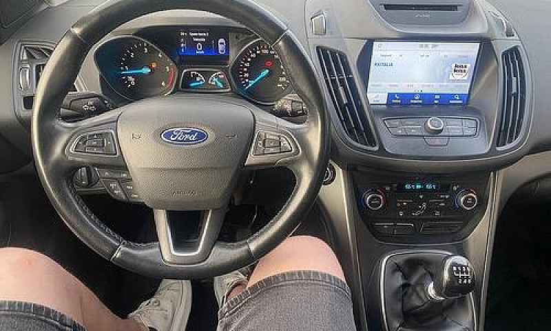 Ford Kuga 1.5 Tdci 1...