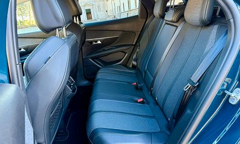 Peugeot 3008 1.5 Blu...