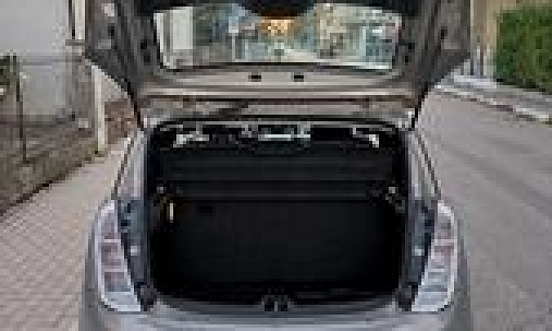 Lancia Ypsilon ...