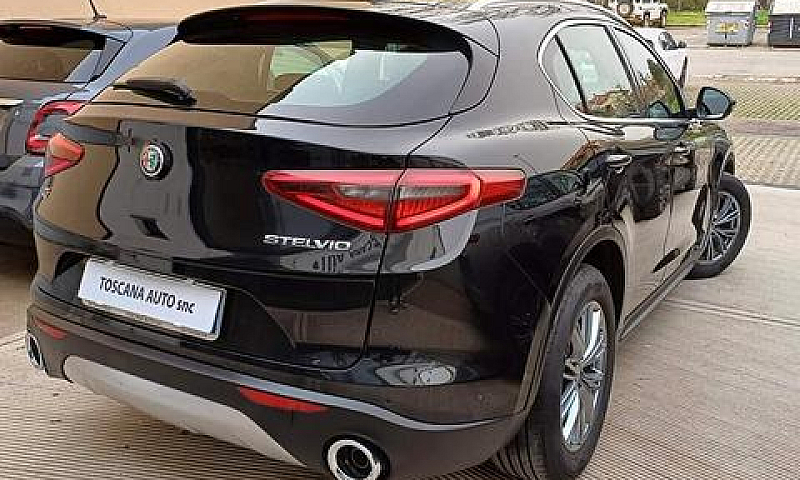 Alfa Romeo Stelvio 2...