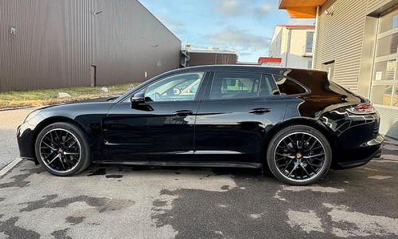 Porsche Panamera 2.9...