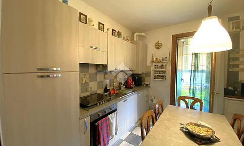 3 Locali A Galliera ...