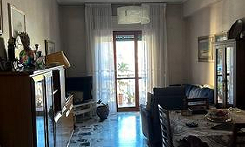 Catanzaro Viale De F...