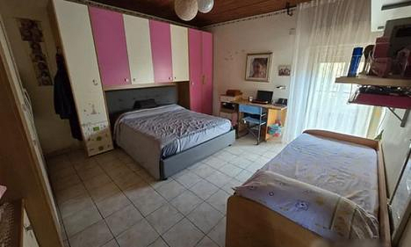 Attico Comodo E Lumi...