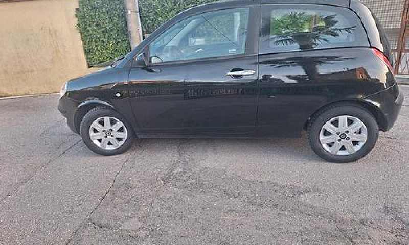Lancia Ypsilon 1.2 A...