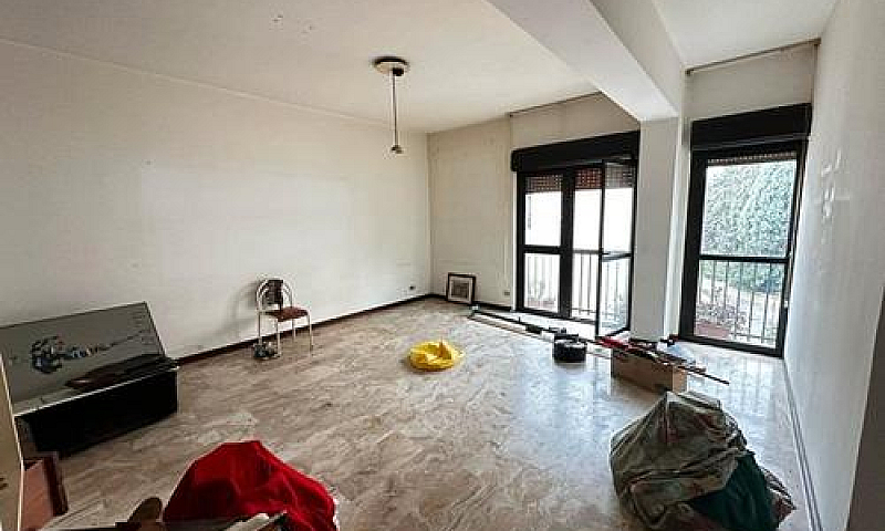 Ampio Appartamento V...