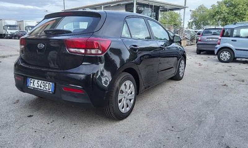 Kia Rio 1.3 Benzina ...