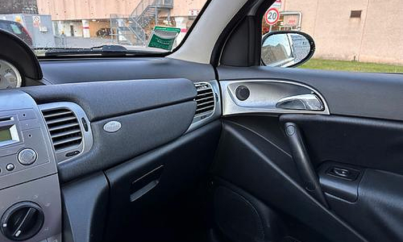 Lancia Ypsilon - 200...