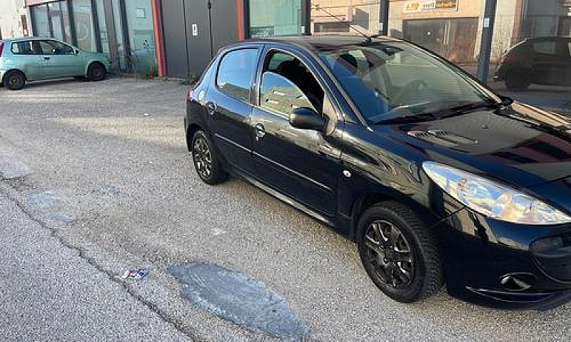 Peugeot 206 Plus 1.1...