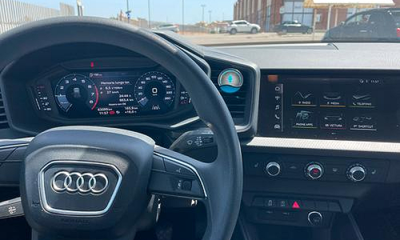 Audi A1 1.0 Tfsi...