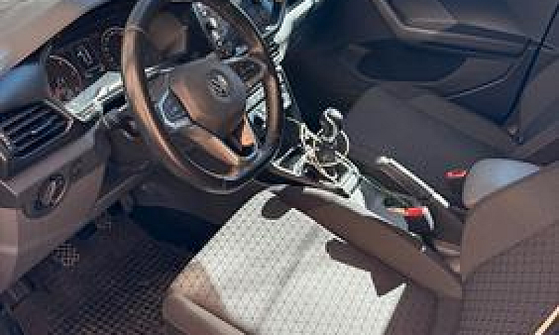 Volkswagen T-Cross -...