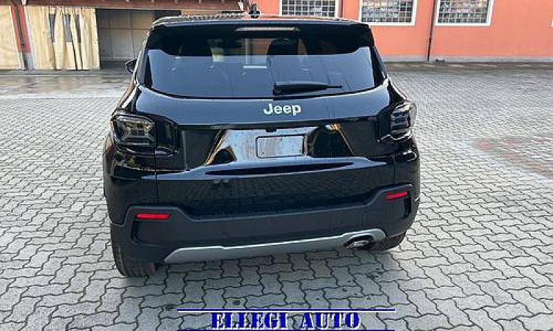 Jeep Avenger Promo F...