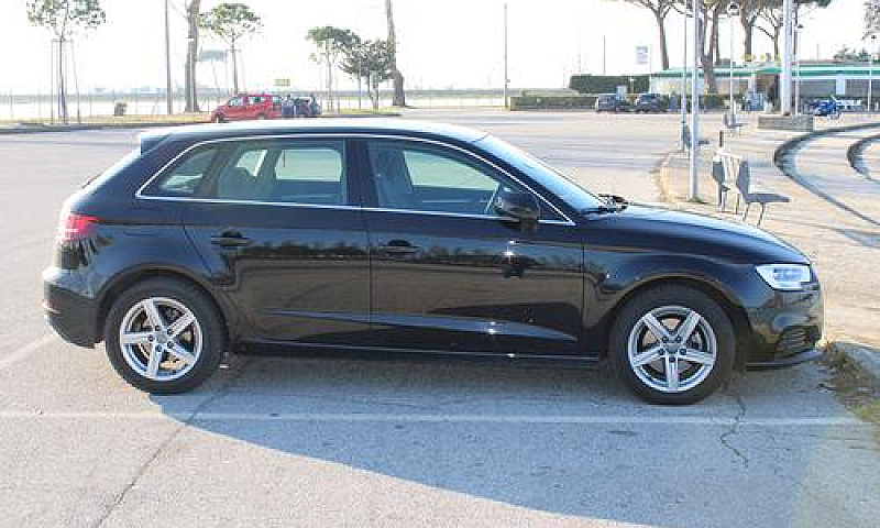 Audi A3...