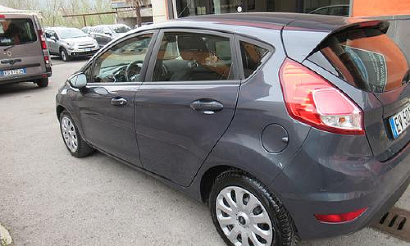 Ford Fiesta 1.4 5 Po...