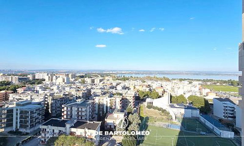 Ampio Apparmento In ...