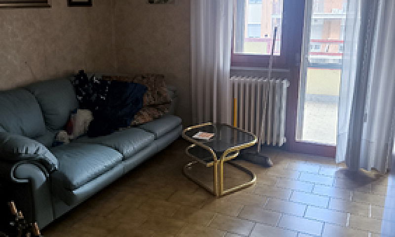 Privato Vende...