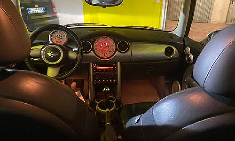Mini Cooper 1.6 16 V...