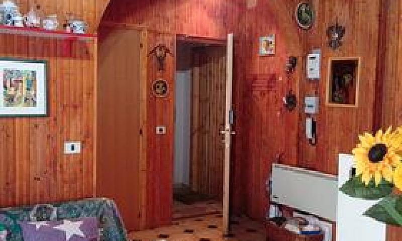 Taverna , Villaggio ...