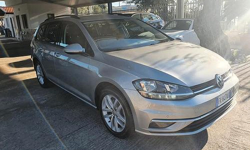 Volkswagen Golf Vari...