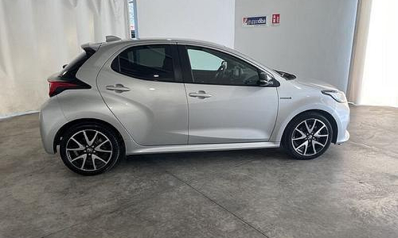 Toyota Yaris Iv 2020...