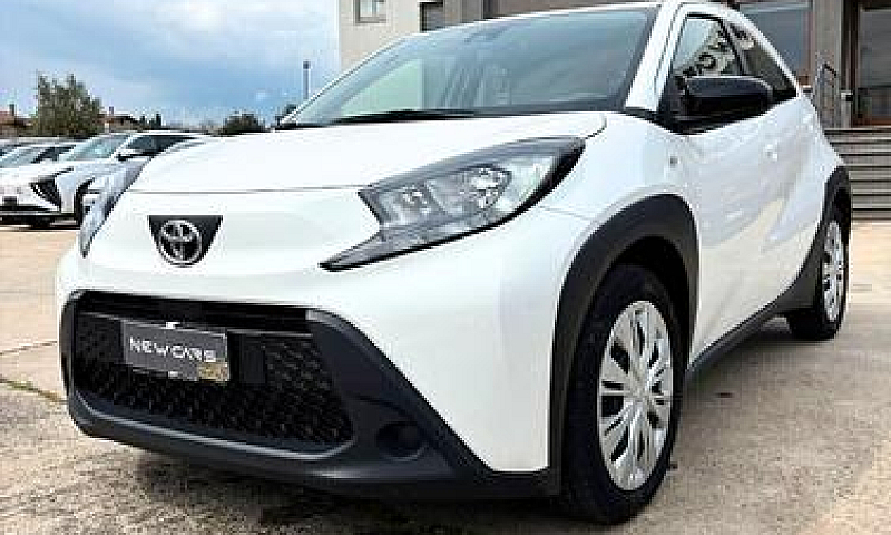 Toyota Aygo X 1.0 Vv...