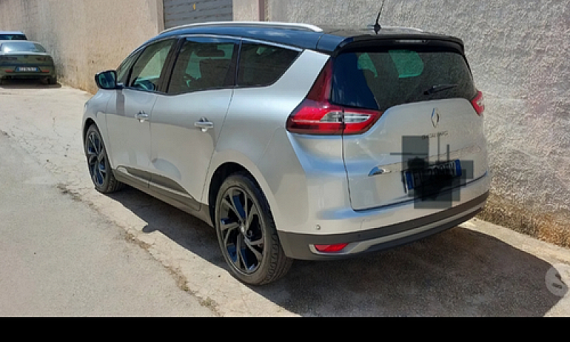 Renault Grand Scenic...