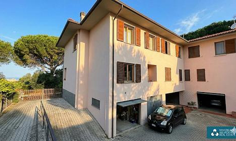 Rosignano Solvay: In...
