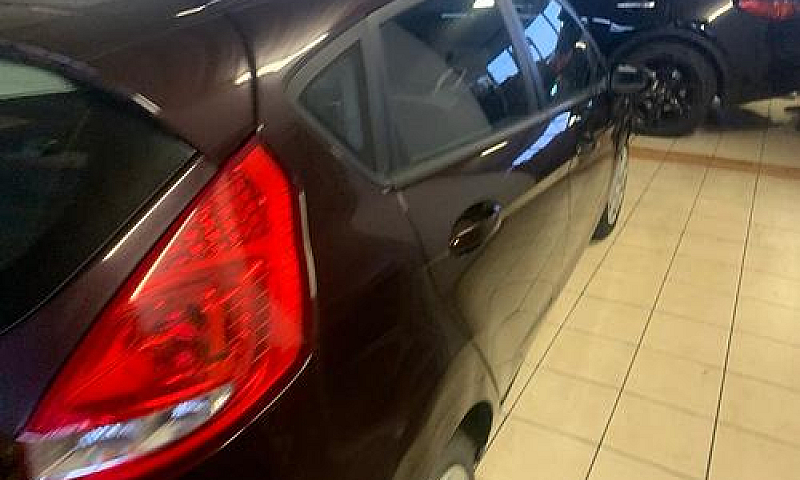 Ford Fiesta 1.5 Tdci...