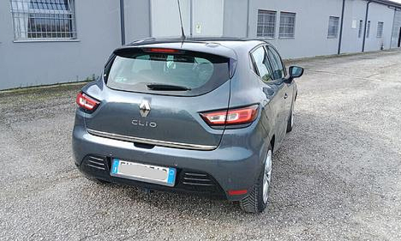 Renault Clio 1.5 Dci...