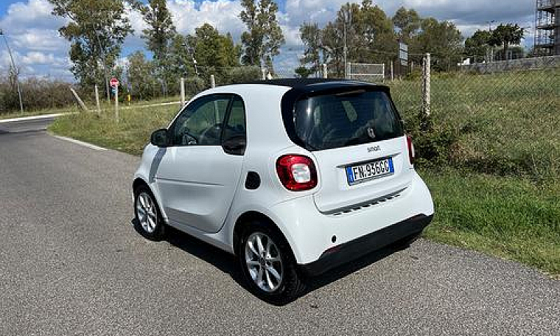 Smart Fortwo Electri...