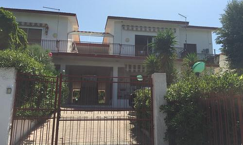 Appartamento In Vill...