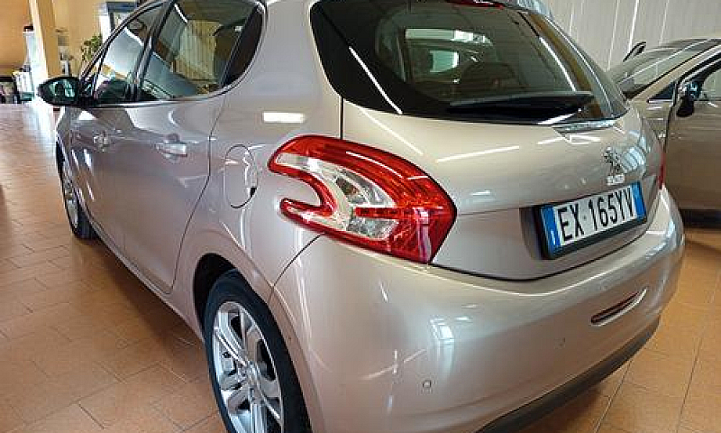 Peugeot 208 1.4 Dies...
